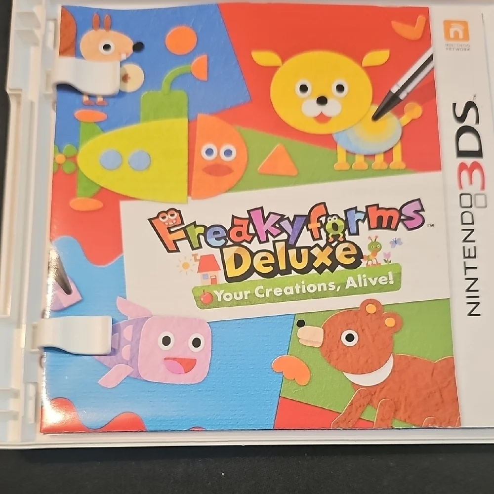 Nintendo 3DS Freakyforms Deluxe with Colorful Characters